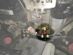 Lawnmower Carburetor Leaking Gas? The Quick Fix.
